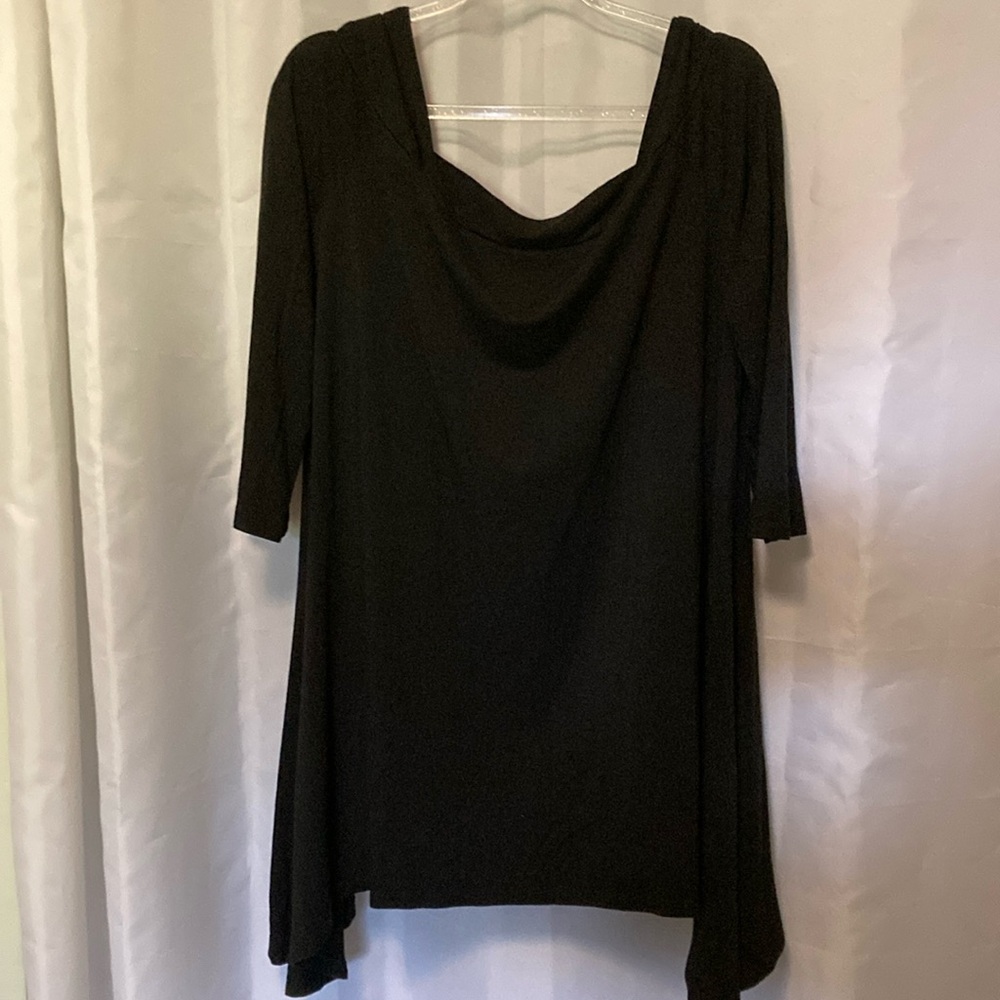 Lysse Women’s Black Drop Shoulder Tunic Top